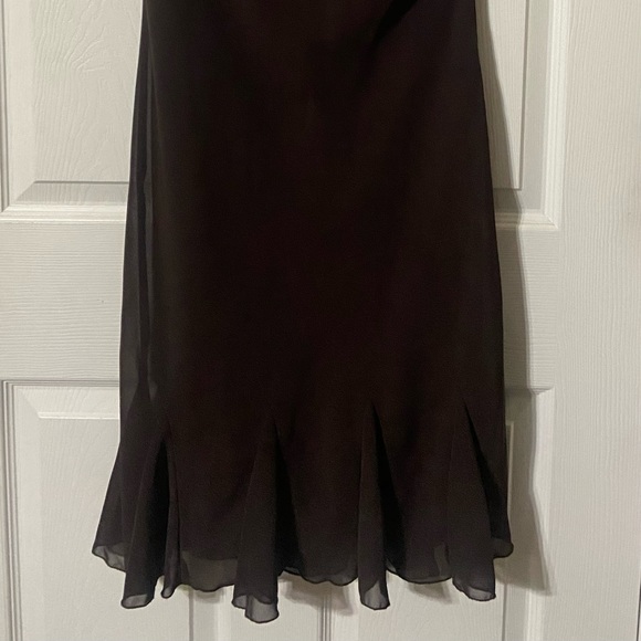 S.L. Fashions Woman’s Dress Brown SleeveLess Size 12P - Picture 6 of 8